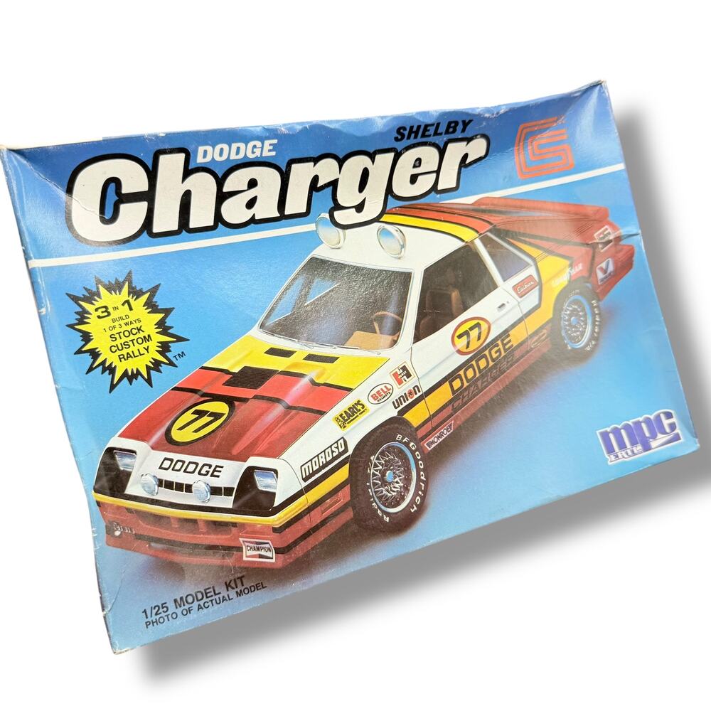 vintage MPC 1986 Dodge Shelby Charger 1:25 scale model ki
